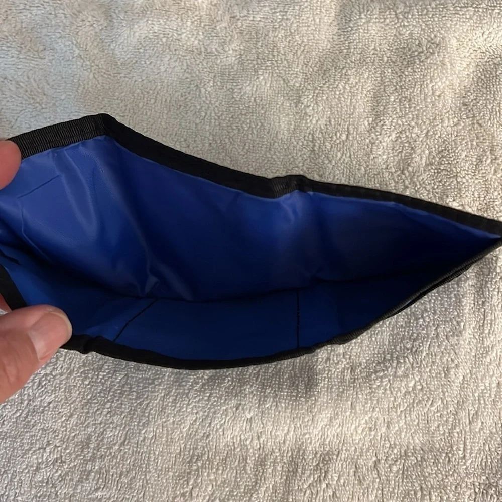 Blue Wallet - Authentic sportsman